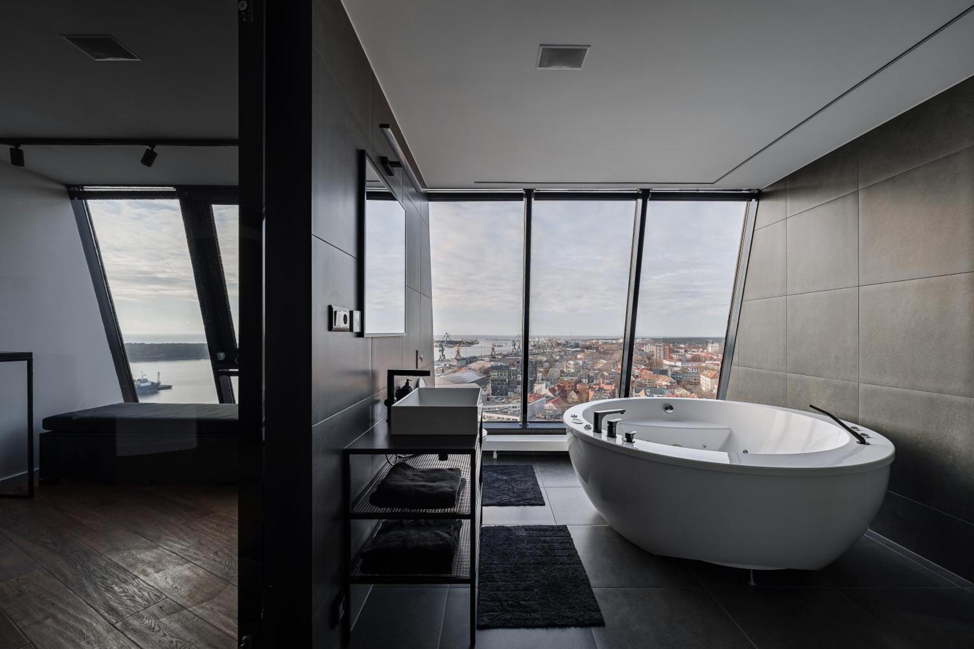 Sky Garden Penthouse Leilighet Klaipėda Eksteriør bilde